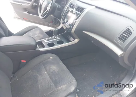 2015 Nissan Altima 2.5 Sv из США, поврежденный, VIN 1N4AL3AP9FC575493